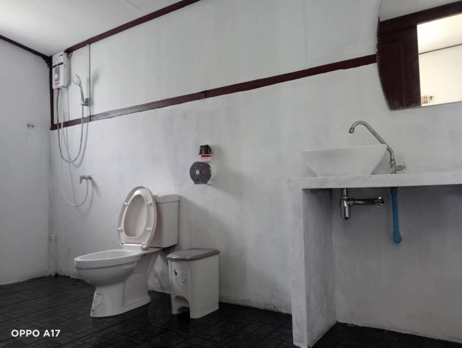 Koh Ngai Seafood Hotel Phòng bức ảnh